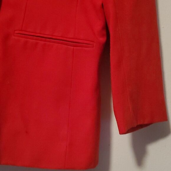 Vintage KASPER blazer with gold accents and padded shoulders 16 - Picture 4 of 7